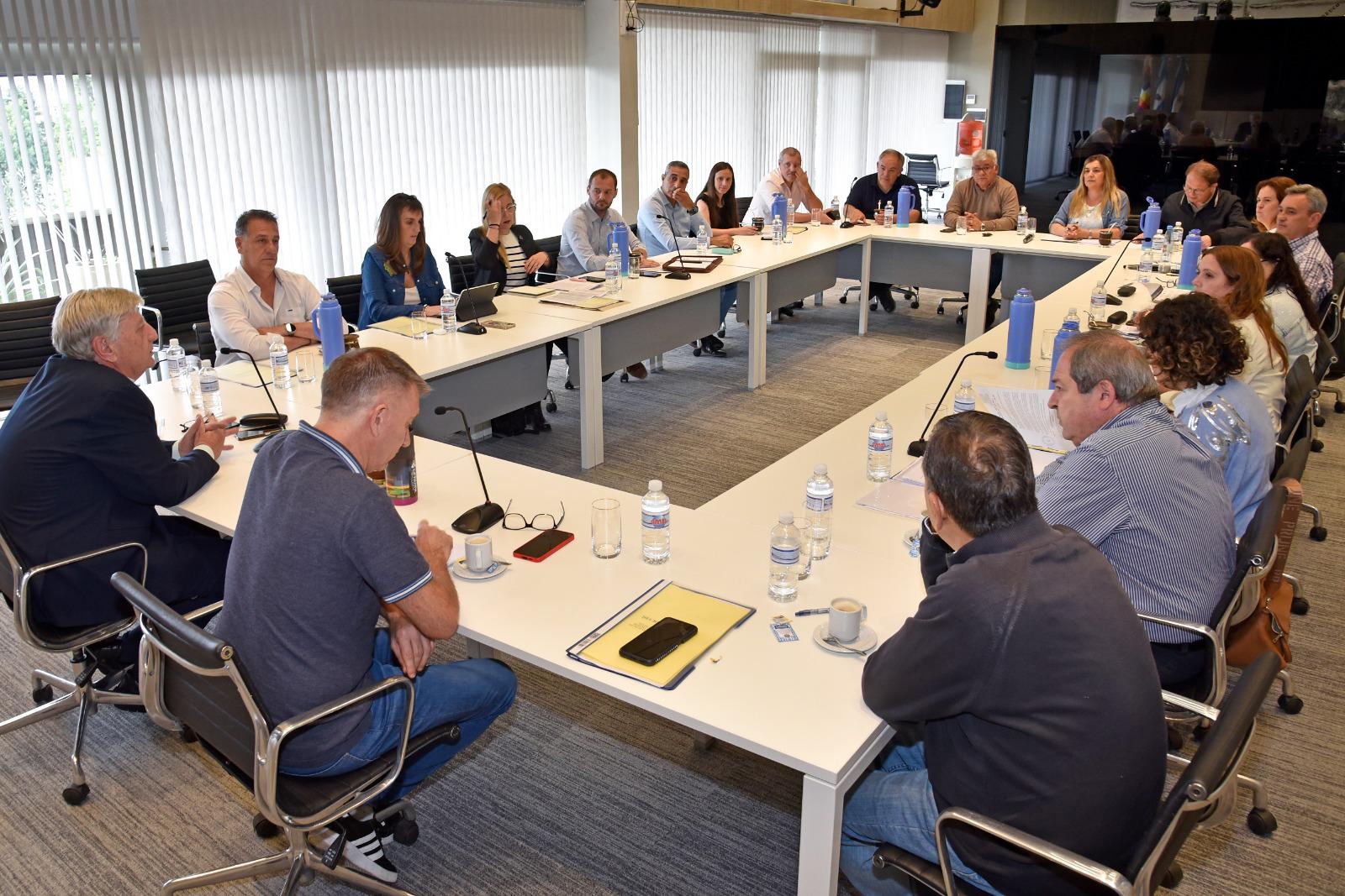 La Pampa:"Dar nuestro parecer nos permite proyectar como localidad pero primero sentirnos parte de una provincia pujante y ordenada " dijo M&oacute;nica Valor
