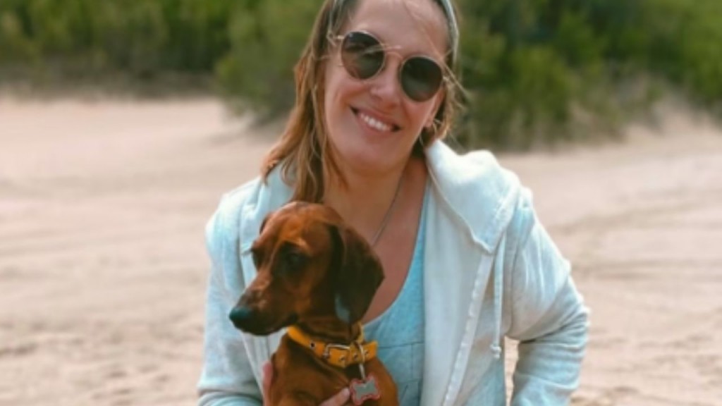 Una joven periodista de Tres Arroyos quiso sacarse una foto, cayó a un acantilado y murió