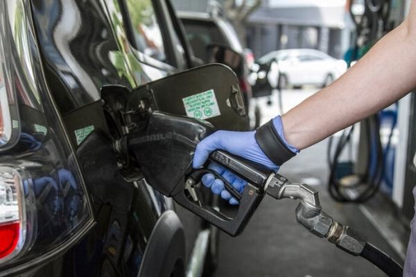 El Gobierno autorizará el autodespacho de combustibles en las estaciones de servicio