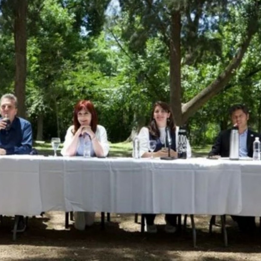 La foto de la unidad del peronismo: Cristina Kirchner, Sergio Massa y Axel Kicillof, juntos