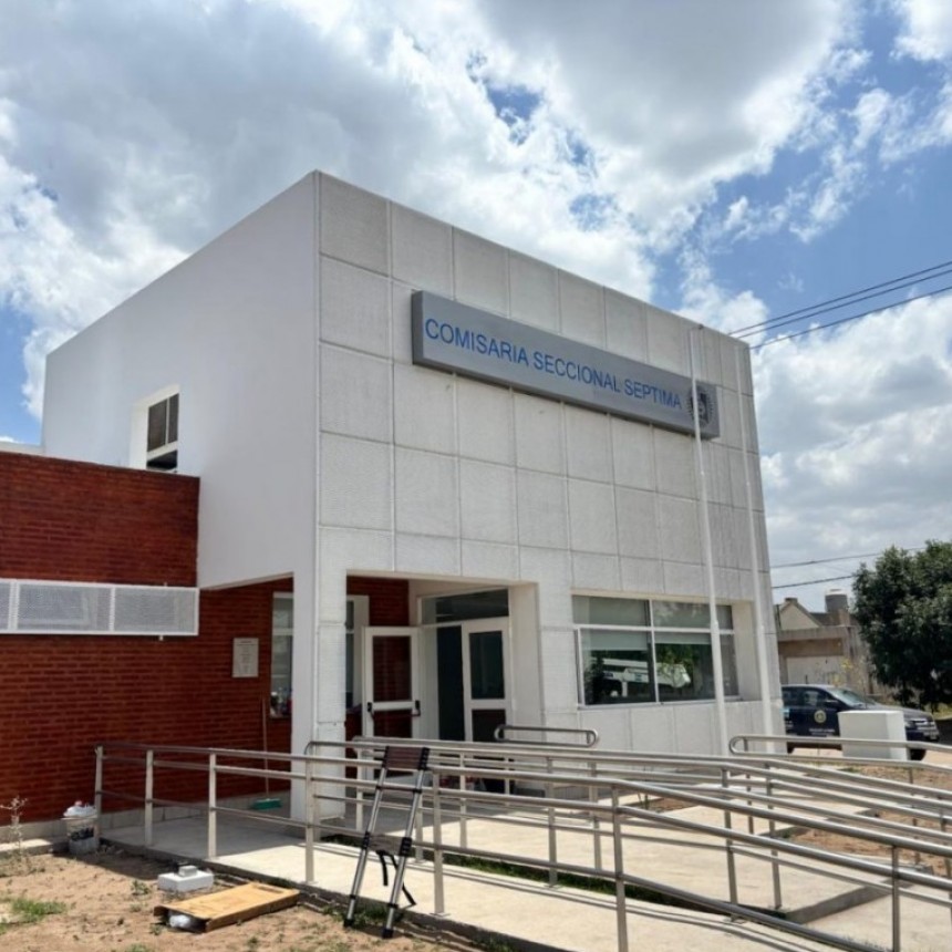La Pampa: Ziliotto inaugura una nueva comisar&iacute;a en Santa Rosa