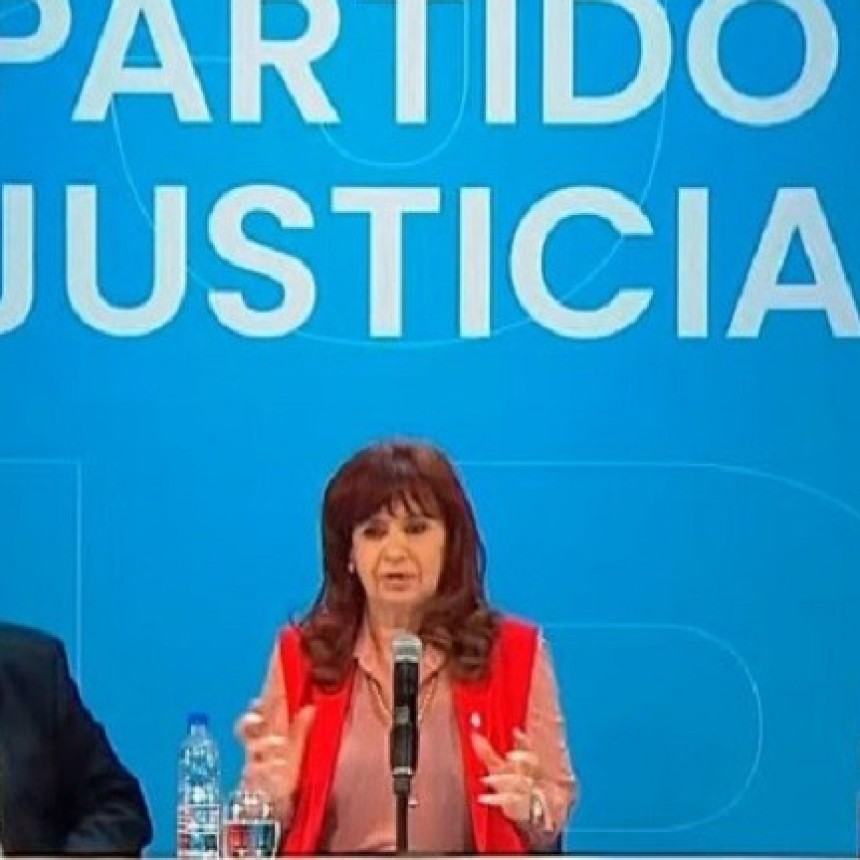 Cristina Kirchner asumi&oacute; la presidencia del PJ y habl&oacute; de cara al futuro