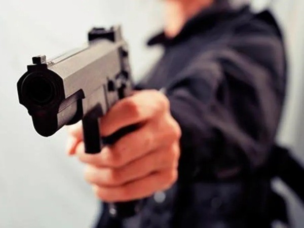 La Pampa: Condenaron a un policía por amenazar de muerte con un arma a su pareja