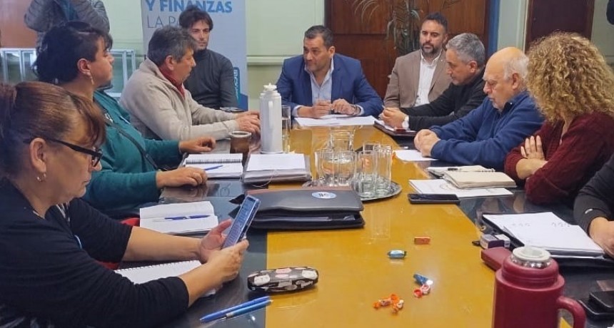 La Pampa: El Gobierno ofreci&oacute; a estatales un aumento del 11% a enero y no incluy&oacute; bono