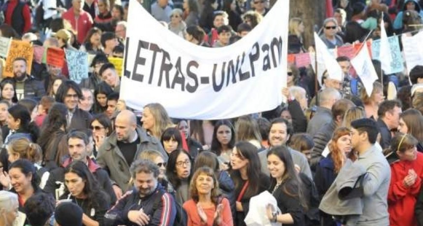 Las Universidades alertan por una crisis que pone en riesgo el ciclo lectivo 2026